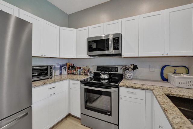 254 RIVER BLUFF Lane, Royal Palm Beach, FL 33411