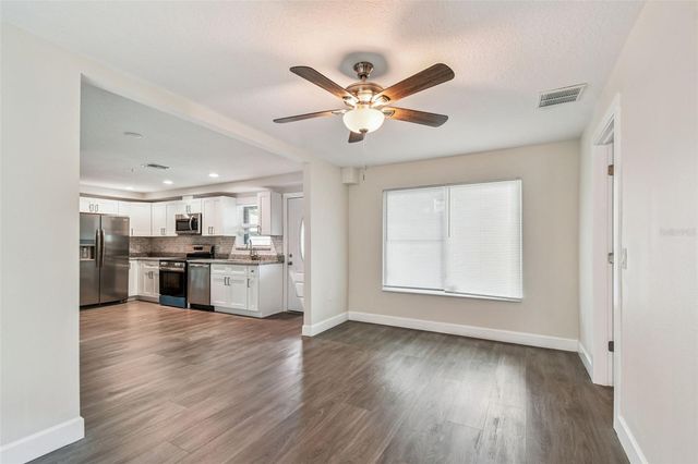 650 E TARPON AVENUE C1, Tarpon Springs, FL 34689