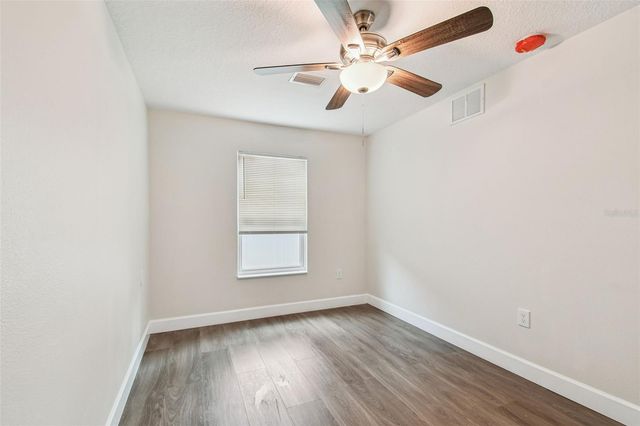 650 E TARPON AVENUE C1, Tarpon Springs, FL 34689