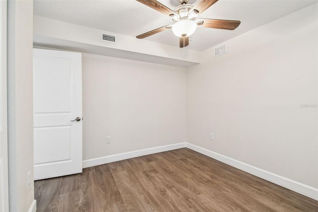 650 E TARPON AVENUE C1, Tarpon Springs, FL 34689