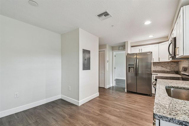 650 E TARPON AVENUE C1, Tarpon Springs, FL 34689