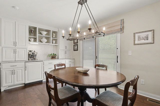 1339 Durness Court, Columbus, OH 43235