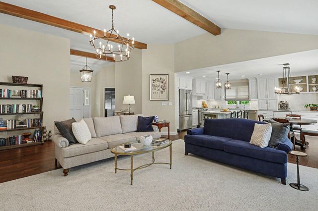 1339 Durness Court, Columbus, OH 43235