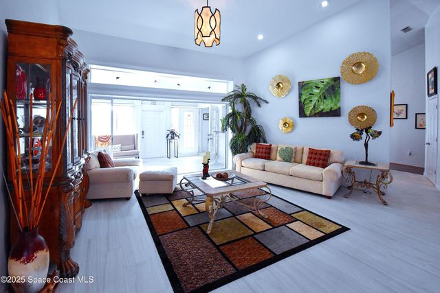 101 Island Grove Drive, Merritt Island, FL 32952