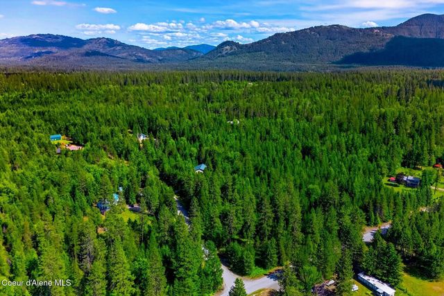 88 Horizon Dr, Sagle, ID 83860