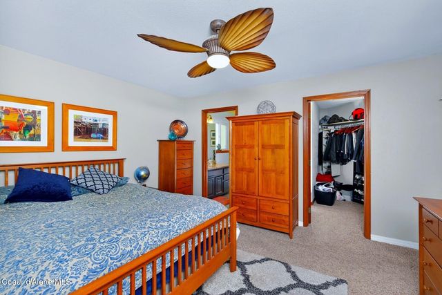88 Horizon Dr, Sagle, ID 83860