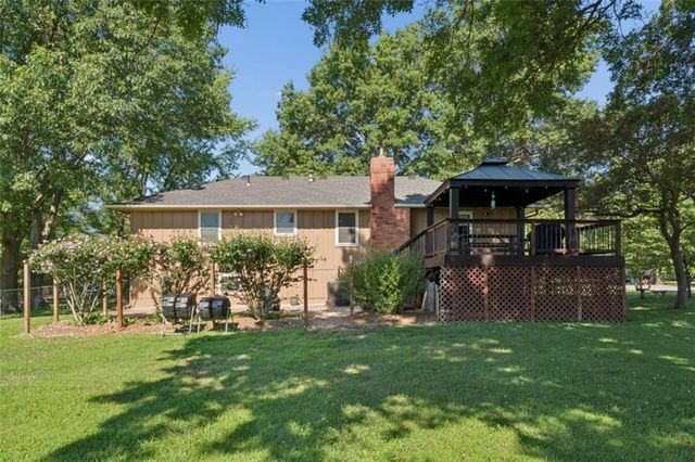 892 Gregory Street, Peculiar, MO 64078
