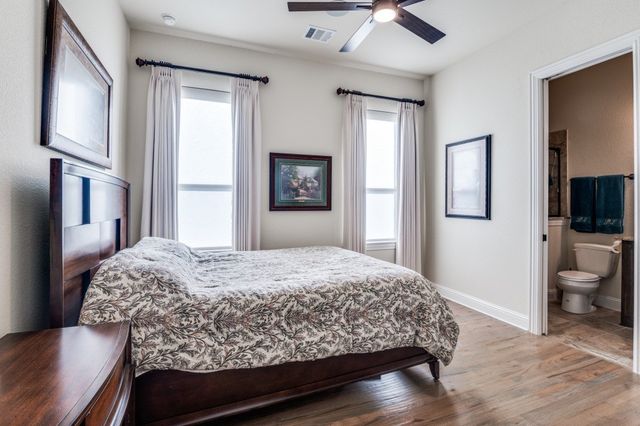 8210 Palmer Lane, Waxahachie, TX 75167