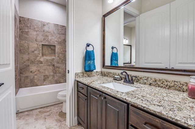 8210 Palmer Lane, Waxahachie, TX 75167