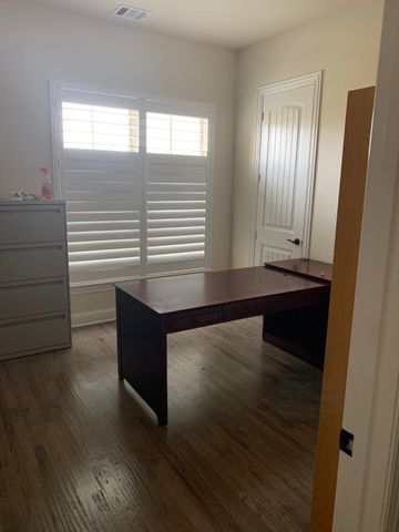 8210 Palmer Lane, Waxahachie, TX 75167