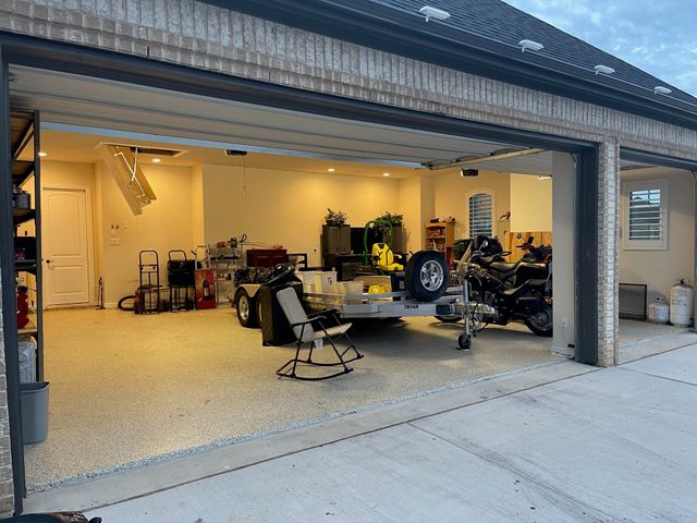 8210 Palmer Lane, Waxahachie, TX 75167