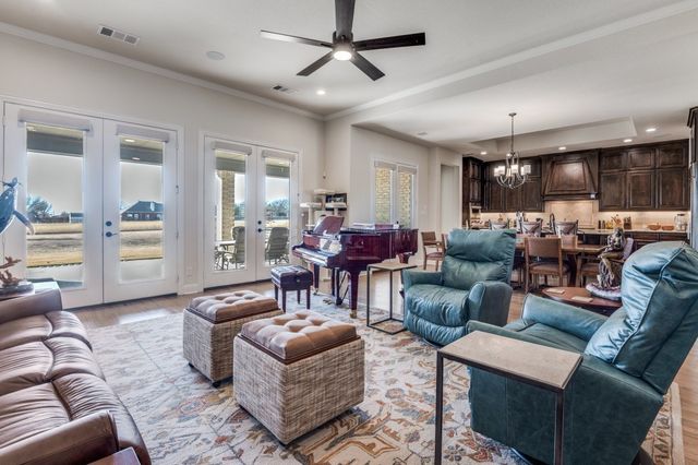 8210 Palmer Lane, Waxahachie, TX 75167