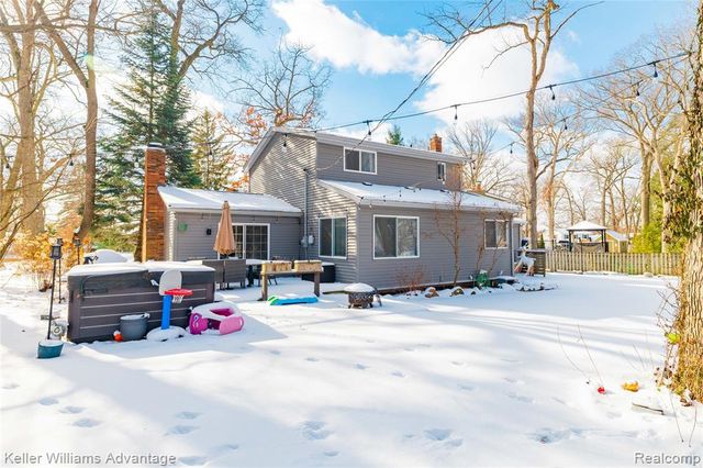 1466 Shankin Court, Wolverine Lake, MI 48390