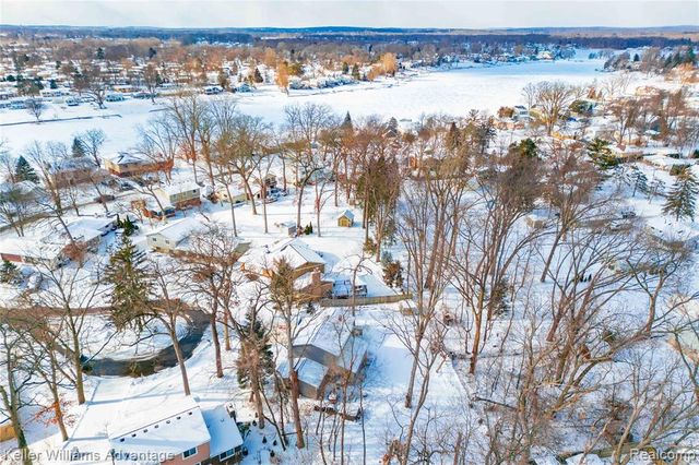 1466 Shankin Court, Wolverine Lake, MI 48390