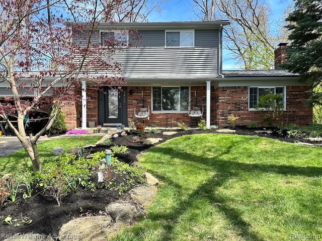 1466 Shankin Court, Wolverine Lake, MI 48390