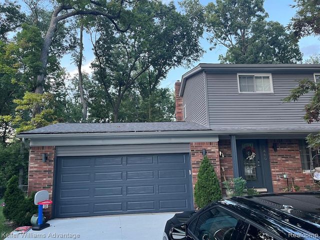 1466 Shankin Court, Wolverine Lake, MI 48390