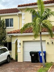 5360 SW 13th Ct, North Lauderdale, FL 33068