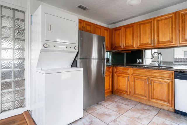 727 S M Street, Lake Worth Beach, FL 33460