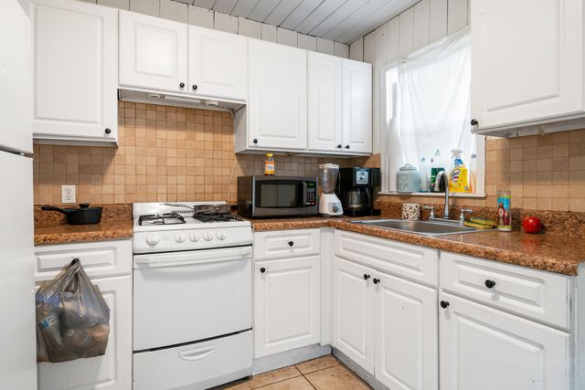 727 S M Street, Lake Worth Beach, FL 33460