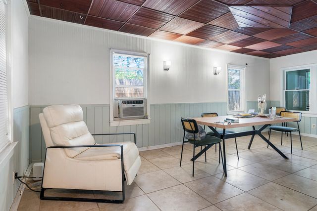 727 S M Street, Lake Worth Beach, FL 33460