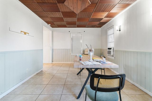 727 S M Street, Lake Worth Beach, FL 33460
