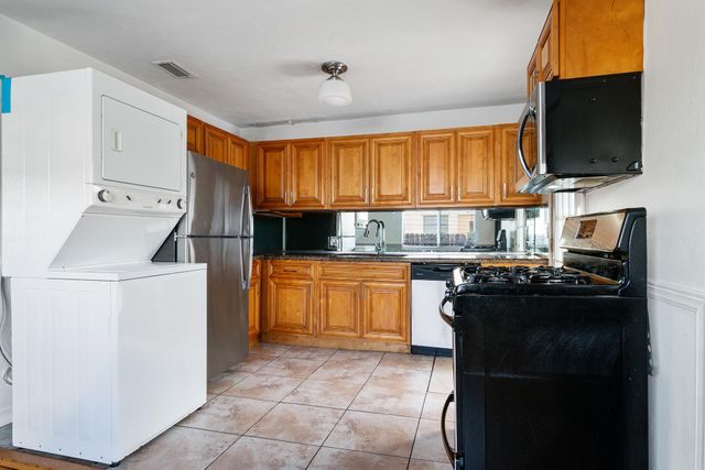 727 S M Street, Lake Worth Beach, FL 33460