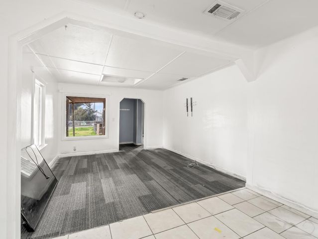 2509 S 10th Street, Fresno, CA 93725