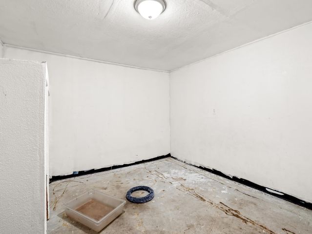 2509 S 10th Street, Fresno, CA 93725