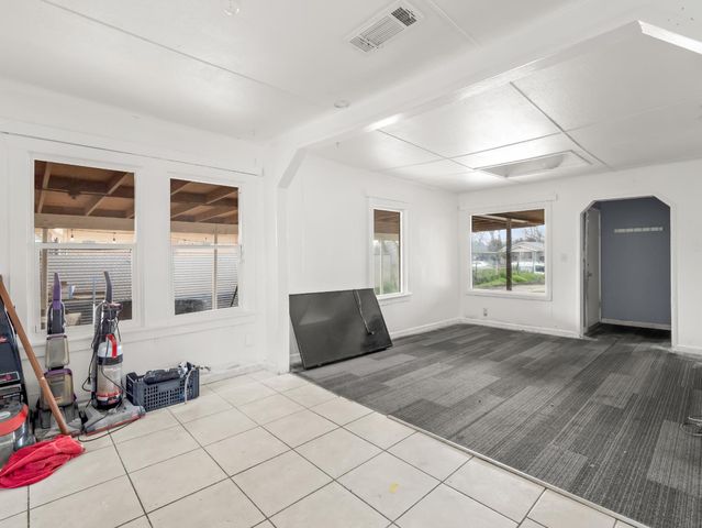 2509 S 10th Street, Fresno, CA 93725