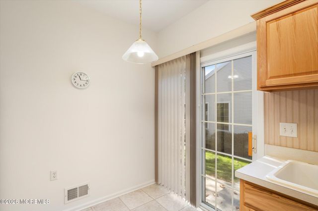 167 Burholme Drive, Hamilton, NJ 08691