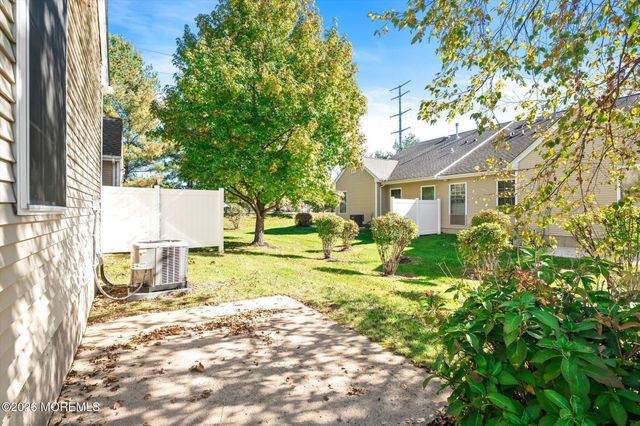 167 Burholme Drive, Hamilton, NJ 08691