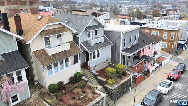 1131 43rd Street, North Bergen, NJ 07047