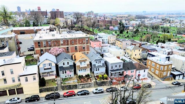 1131 43rd Street, North Bergen, NJ 07047