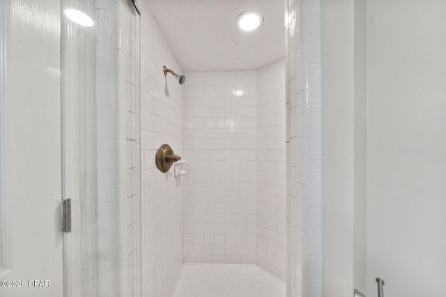 483 Wahoo Road, Panama City Beach, FL 32408