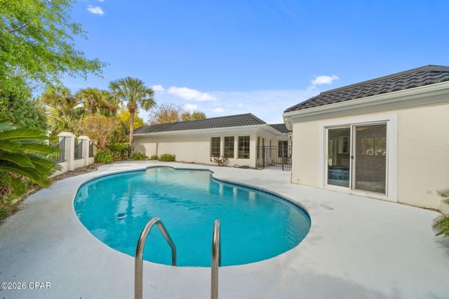 483 Wahoo Road, Panama City Beach, FL 32408