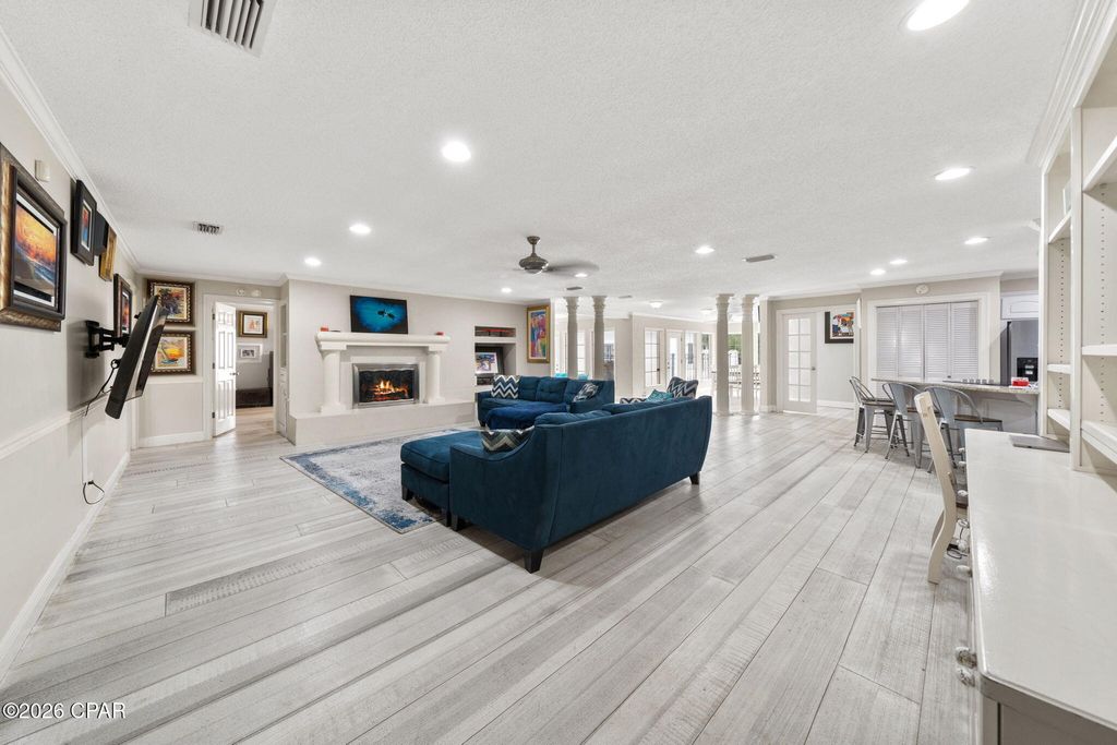 Image 11 of property listing at 483 Wahoo Road, Panama City Beach, FL 32408