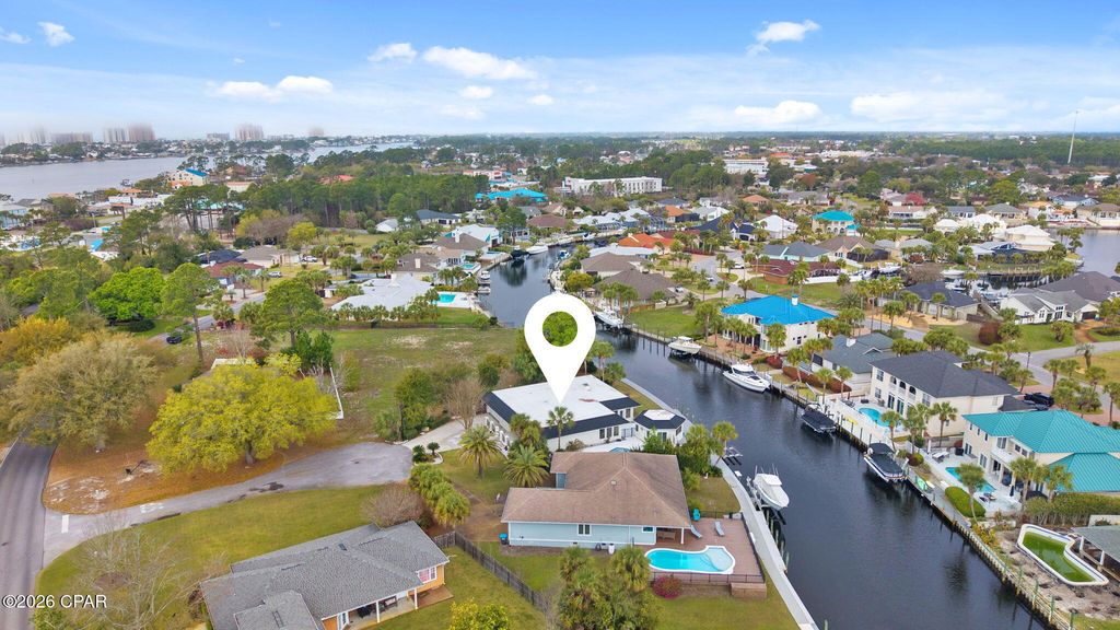Image 2 of property listing at 483 Wahoo Road, Panama City Beach, FL 32408