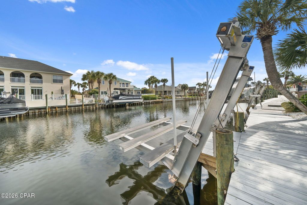 Image 4 of property listing at 483 Wahoo Road, Panama City Beach, FL 32408