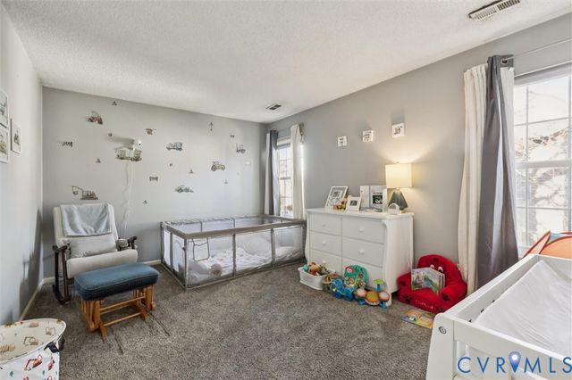 1510 Berkshire Dr, Newport News, VA 23602