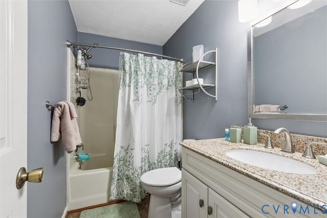 1510 Berkshire Dr, Newport News, VA 23602