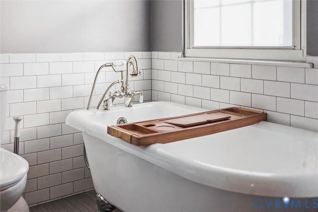 1510 Berkshire Dr, Newport News, VA 23602