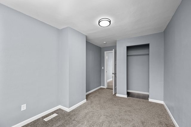 1906 E 13th Street, Davenport, IA 52803