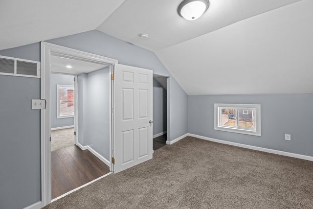 1906 E 13th Street, Davenport, IA 52803