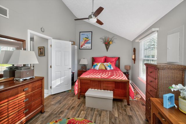 236 Persimmon Way, Harrodsburg, KY 40330
