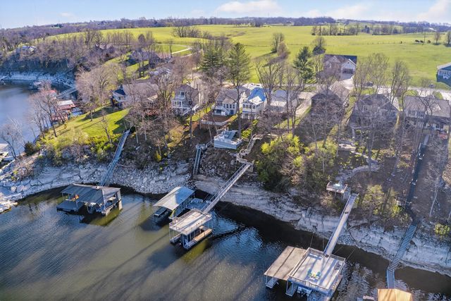 236 Persimmon Way, Harrodsburg, KY 40330