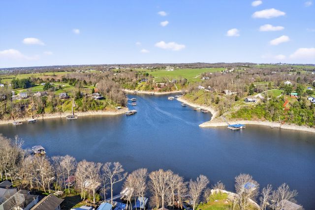 236 Persimmon Way, Harrodsburg, KY 40330