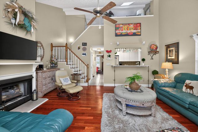 236 Persimmon Way, Harrodsburg, KY 40330