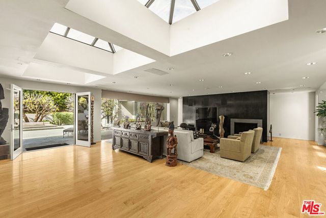 1001 Maybrook Drive, Beverly Hills, CA 90210