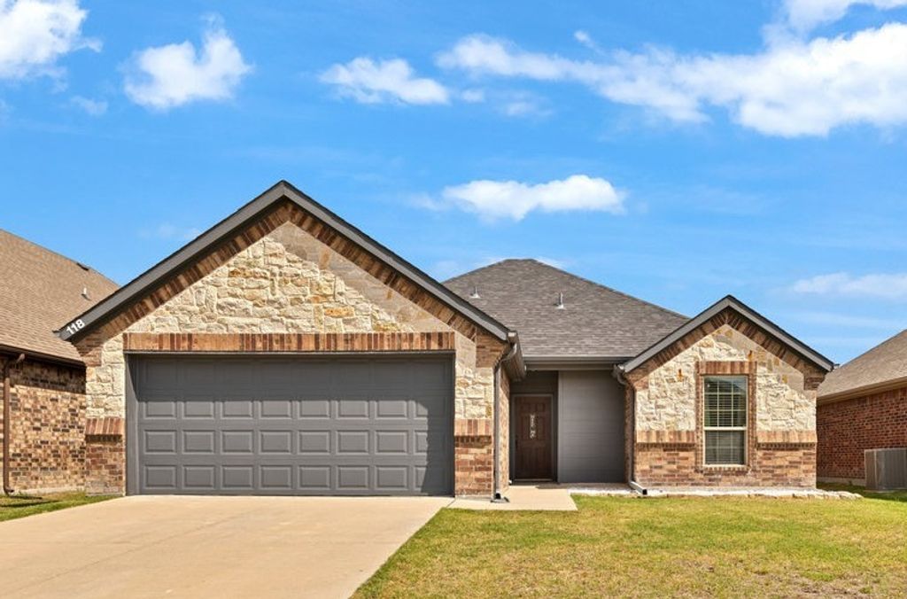 118 Cherokee Street, Greenville, TX 75402