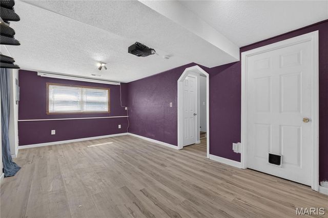 2157 Gregory Drive, Pacific, MO 63069